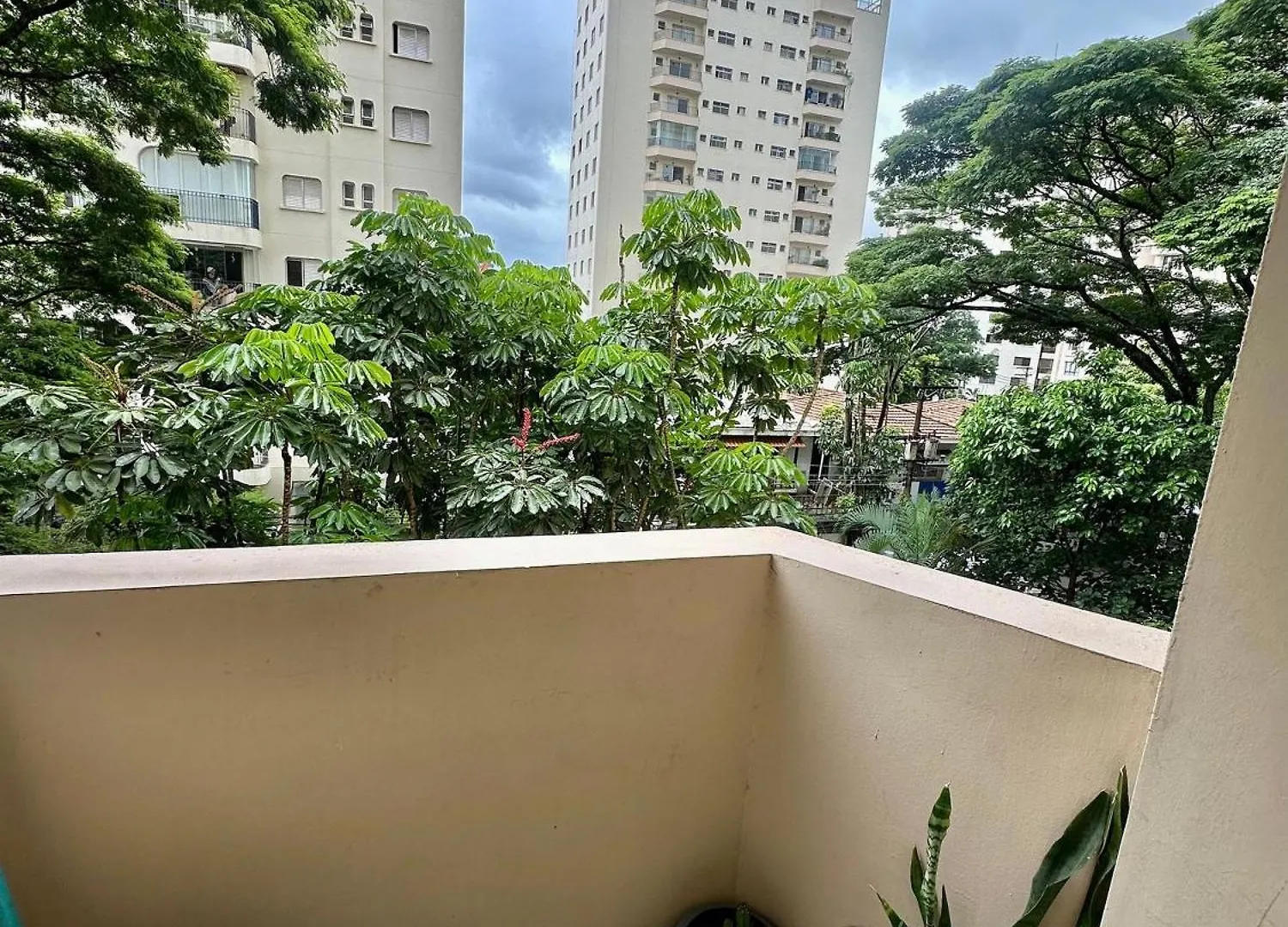 Studio Garagem Internet E Ar Condicionado São Paulo Brazílie